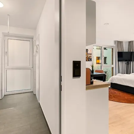 Between Apartment *